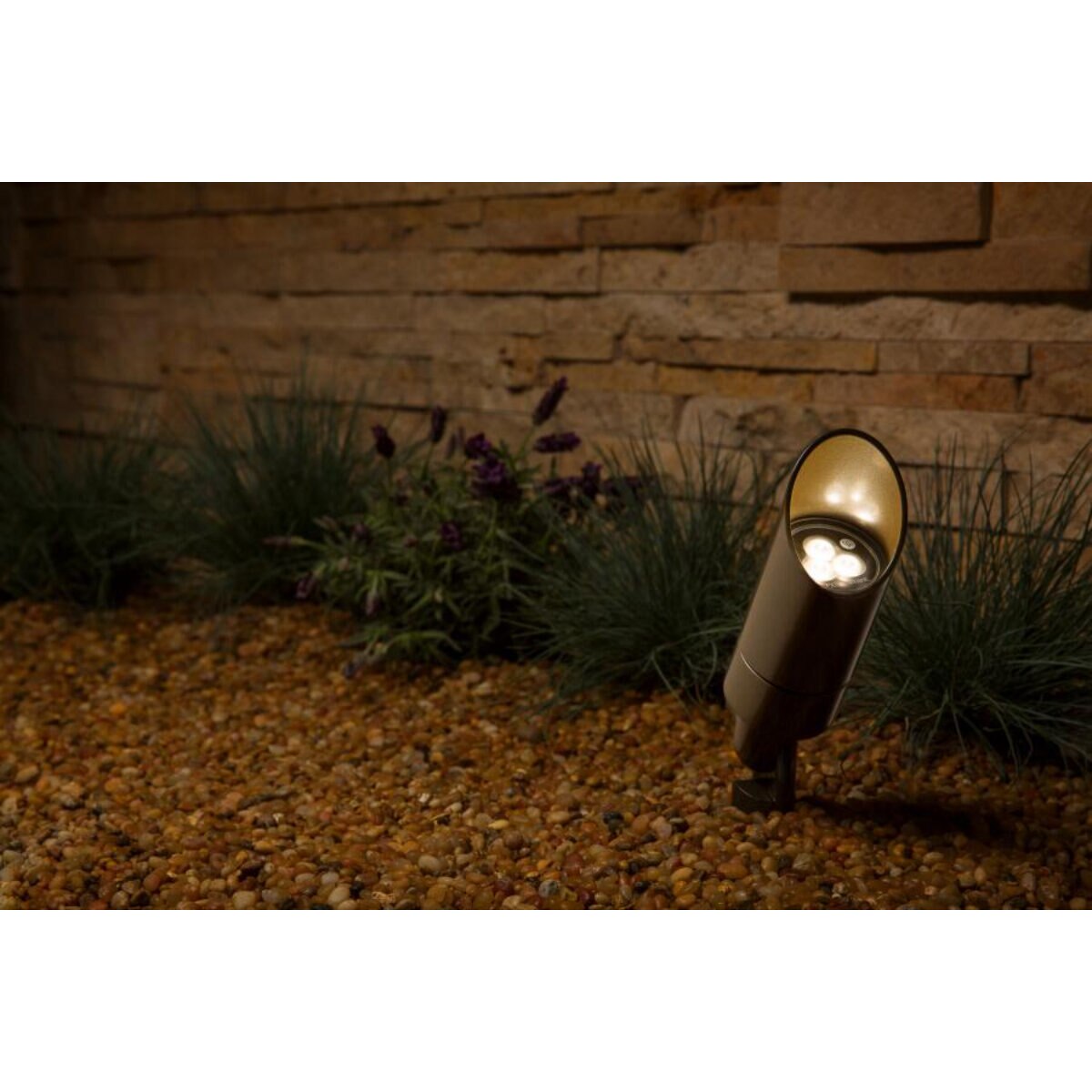 MR16ZD35SWF FX MR16 ZD 5W 3000K 60 Degree 394 Lumens LED