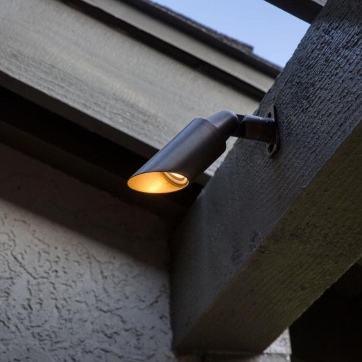 FX Luminaire Black Finish CA51, ZD 6VA, K27, FLD, FB MR16 ACCENT, STAKE