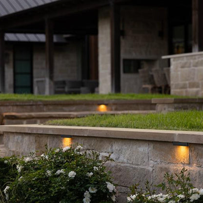 FX Luminaire Ledge Light CL31, LED 2VA, 2700K, BLK