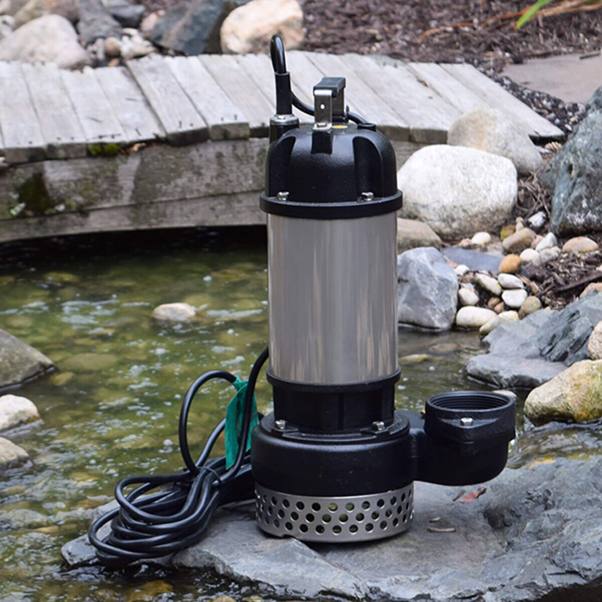 tm 1-1/2 HP pump 230v