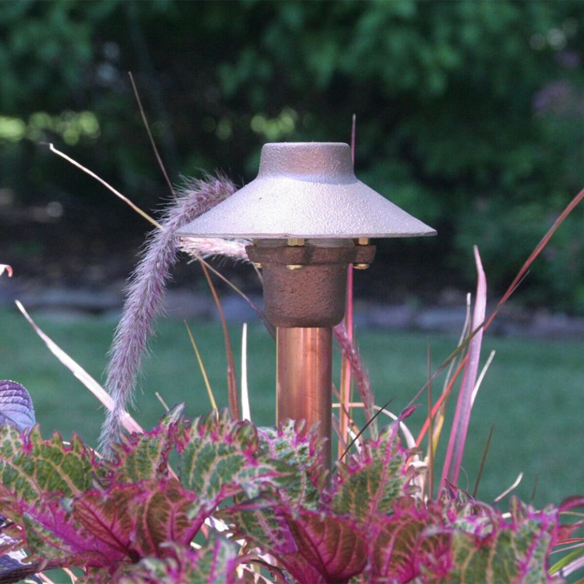 CAST-CCH5LED1- Mini-China Hat Area/Path Light Integrated LED Bronze Housing 2700K w/ 25 ft. #16-2 Wire & 6 in. Stake