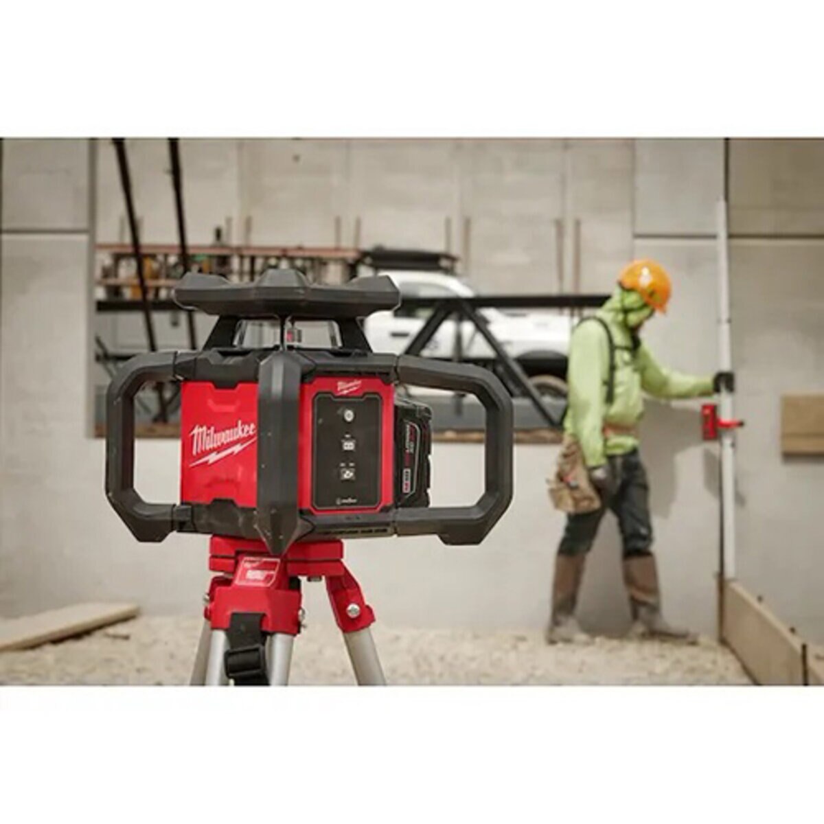 Milwaukee M18 Red Exterior Rotary Laser Kit
