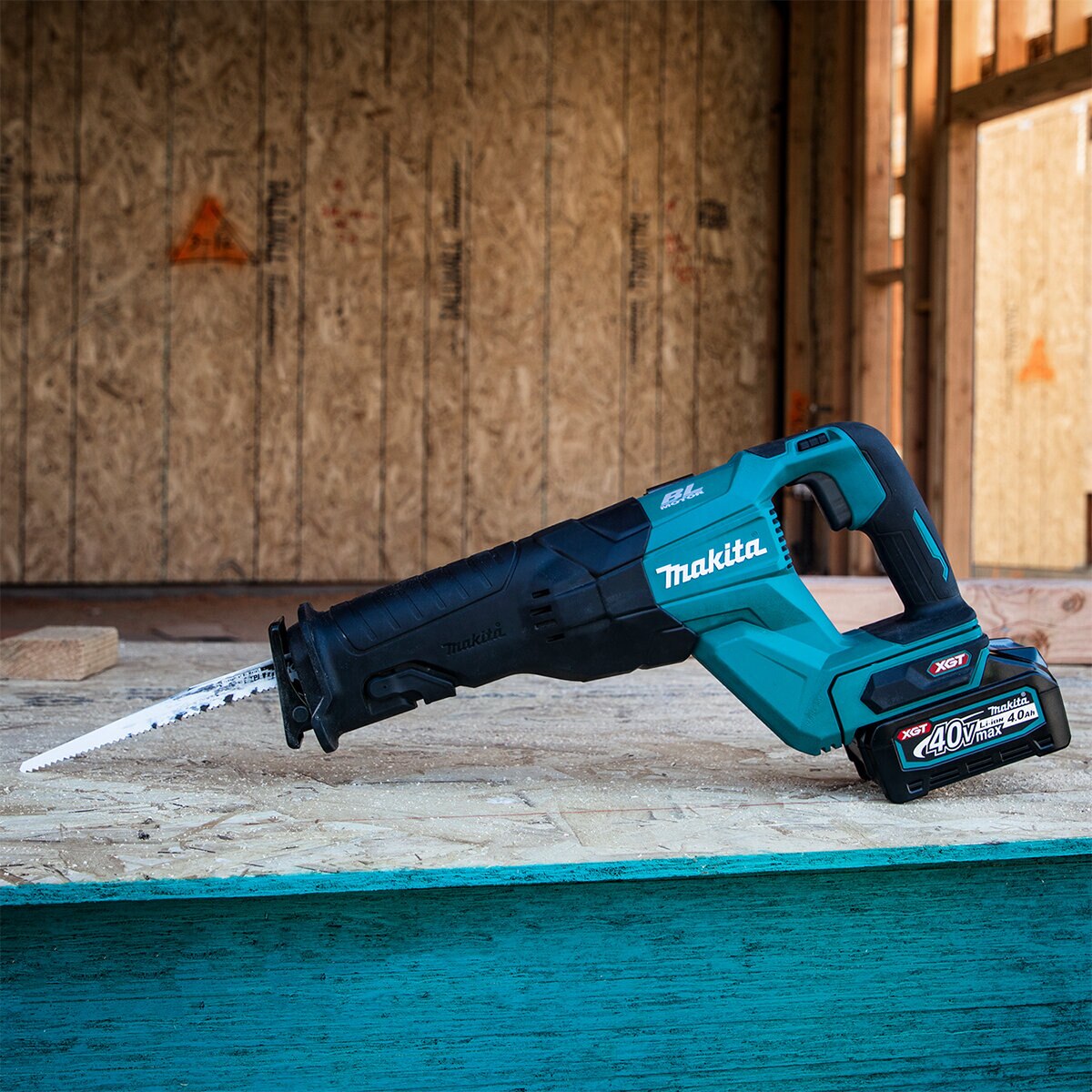 Makita Max XGT Brushless Cordless Reciprocating Saw Bag Kit w/ One Battery 40V | GRJ01M1 