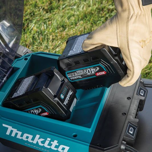 Makita 40V Max XGT Brushless 21 in. Self‐Propelled Commercial Lawn Mower Kit (8.0Ah) | GML01PL