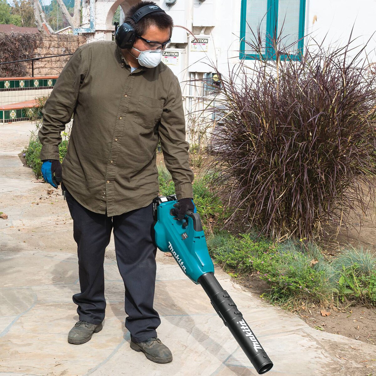 Makita LXT Brushless Blower Kit 18V x2 (36V) w/ Extra 2Ea Bl1850B Not Available For Credit | XBU02PT1