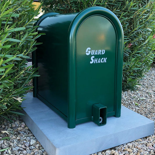 GuardShack Solid 18g Powdercoated Enclosure Lift-Off (10"W x 24"H x 22"L) - Green/Tan