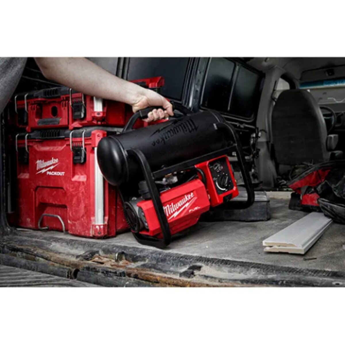 Milwaukee Fuel Trim Compressor Bare Tool M18