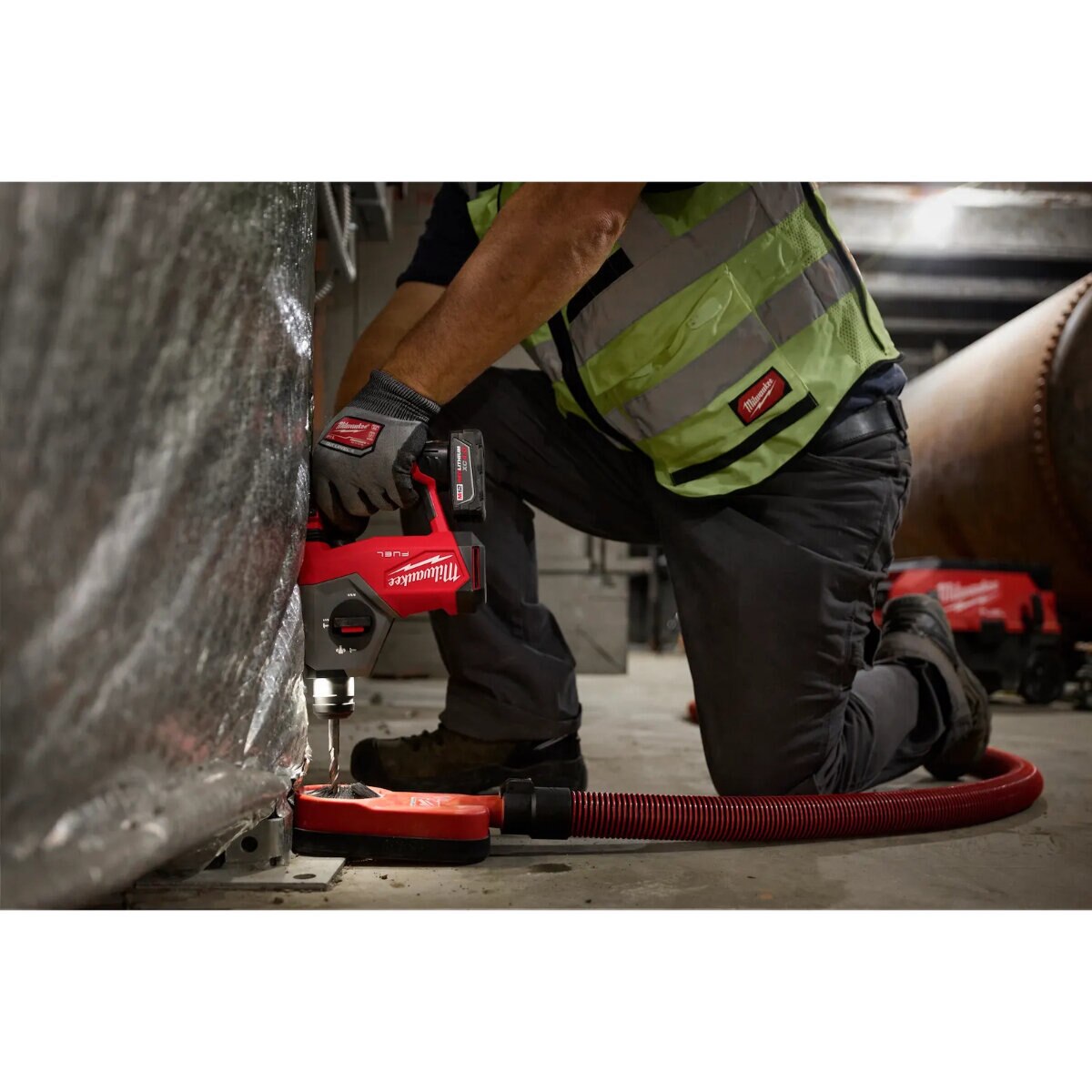 Milwaukee M12 FUEL 5/8 in. SDS Plus Rotary Hammer Kit