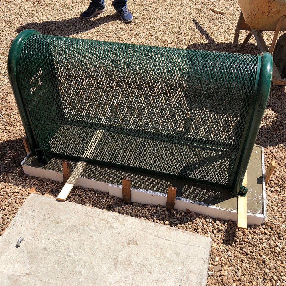 Concrete Form Setter