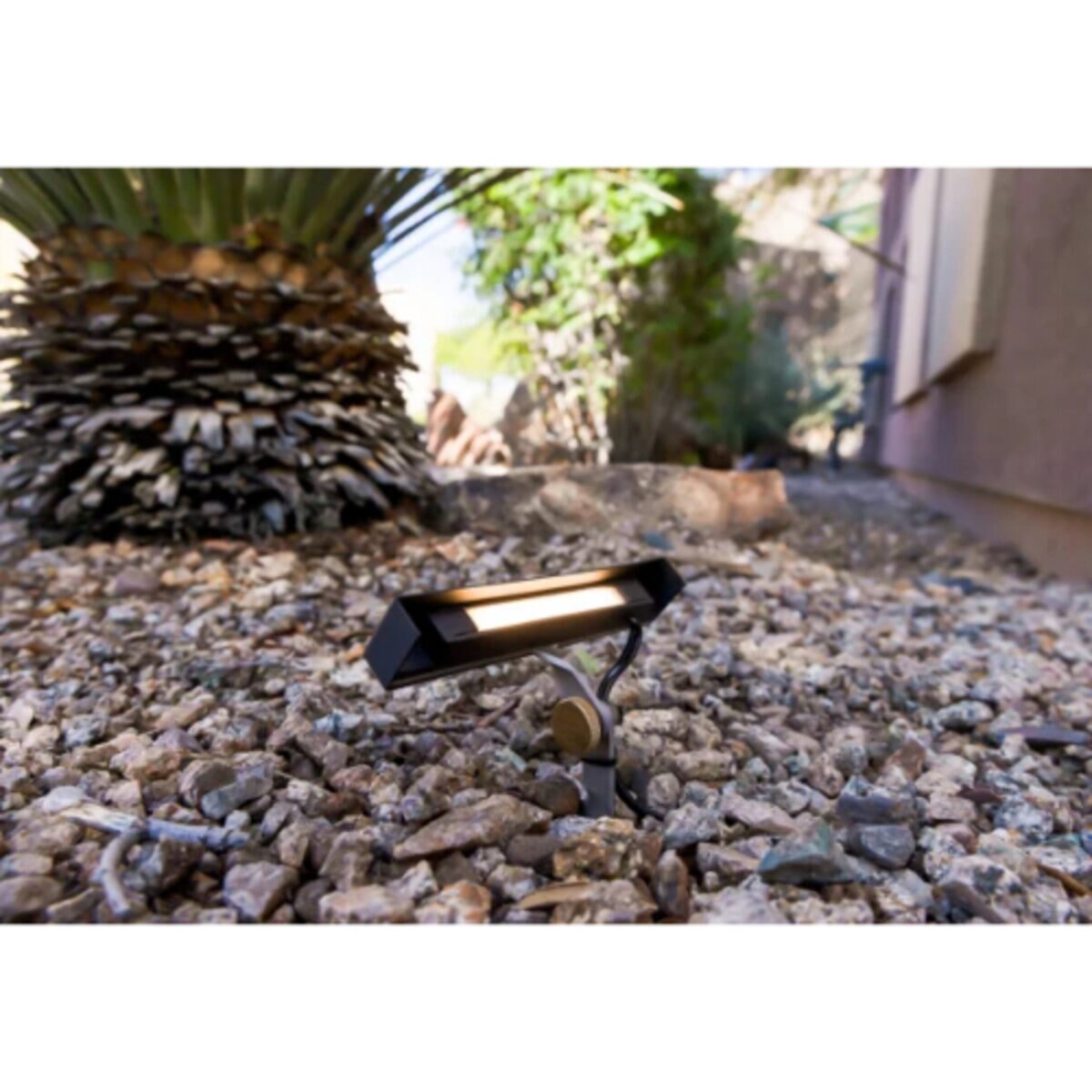 Brilliance-TEE-WALL-3000-BR- Wall Washer T Ground Spike w/ Copper Light Bar Shield & Integrated 3000K Light Bar